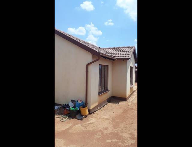 3 BEDROOM HOUSE FOR SALE IN SOSHANGUVE VV